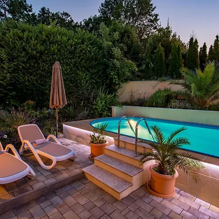 Semesterbostad 60 Croatia Ika