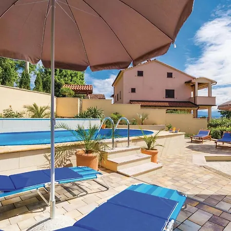 Semesterbostad 60 Croatia Ika